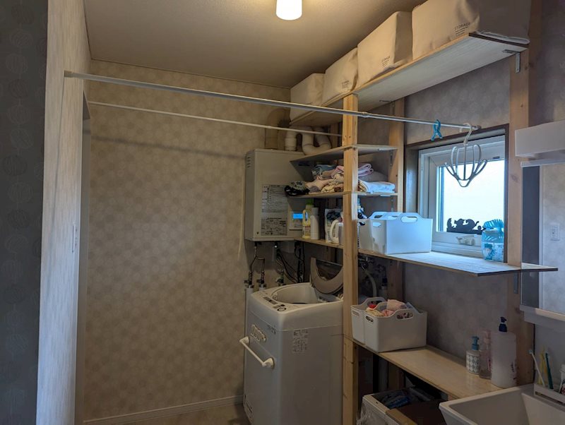 花園町５２番　戸建て 内観写真（洗面台・洗面所）