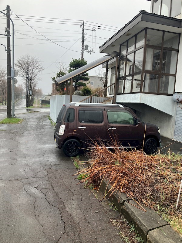 網走市駒場南３丁目４７番　戸建て 現地写真（駐車場）