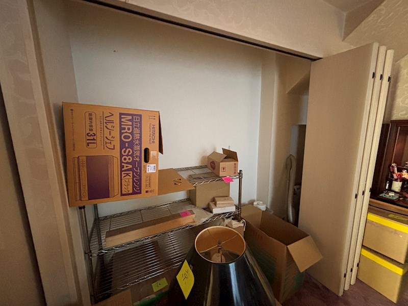 北三条西２丁目５番　店舗付住宅 内観写真（収納）