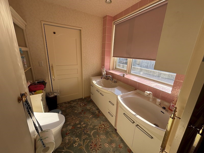北三条西２丁目５番　店舗付住宅 内観写真（洗面台・洗面所）