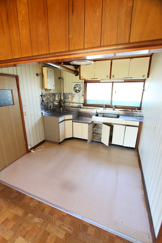 美幌町字青葉１丁目２２番　戸建て 内観写真（キッチン）