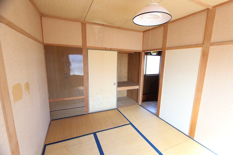 美幌町字青葉１丁目２２番　戸建て 内観写真（リビング以外の居室）
