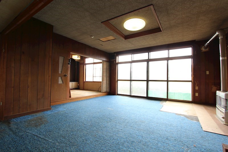 美幌町字青山北３７番　戸建て 内観写真（リビング）