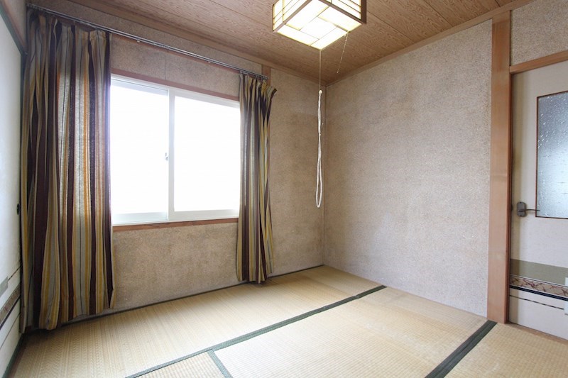 美幌町字鳥里１丁目４番　戸建て 内観写真（リビング以外の居室）