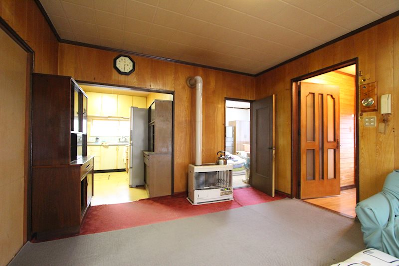 美幌町字東４条南４丁目１７番　戸建て 内観写真（リビング）