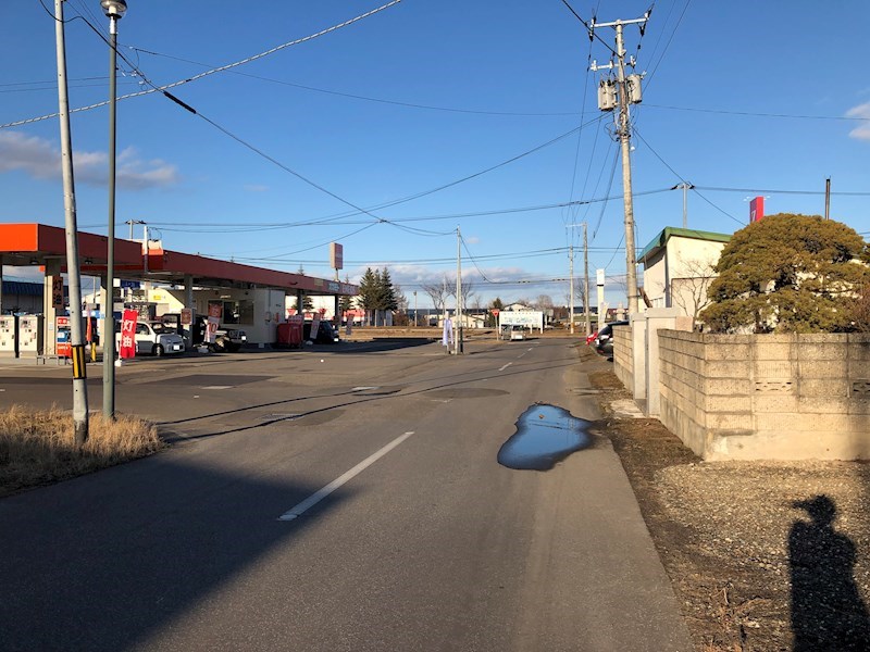 美幌町字東町２丁目１７番　土地 現地写真（前面道路含む現地写真）