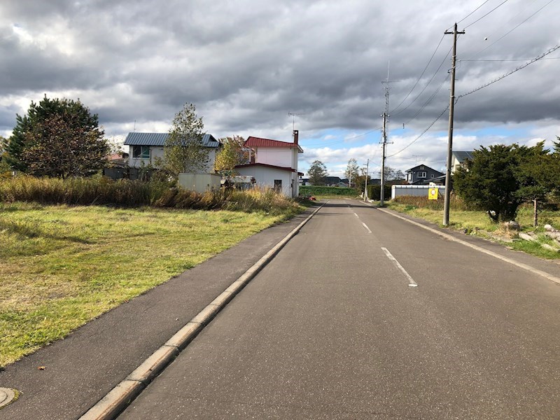 美幌町字報徳１番　土地 現地写真（前面道路含む現地写真）