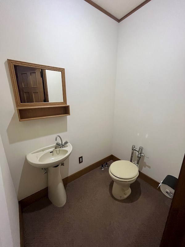 幸町５丁目４番　戸建て 内観写真（トイレ）