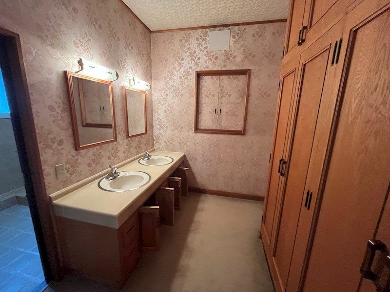幸町５丁目４番　戸建て 内観写真（洗面台・洗面所）
