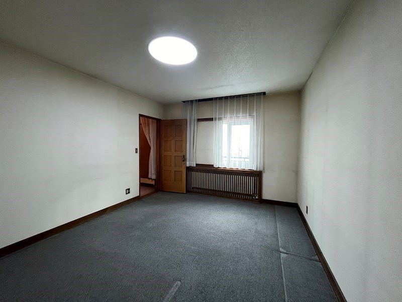 幸町５丁目４番　戸建て 内観写真（リビング以外の居室）