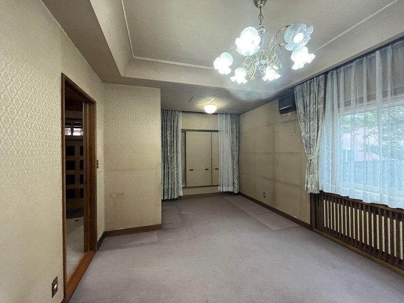 幸町５丁目４番　戸建て 内観写真（リビング以外の居室）