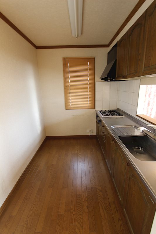 新生町７７番　戸建て 内観写真（キッチン）
