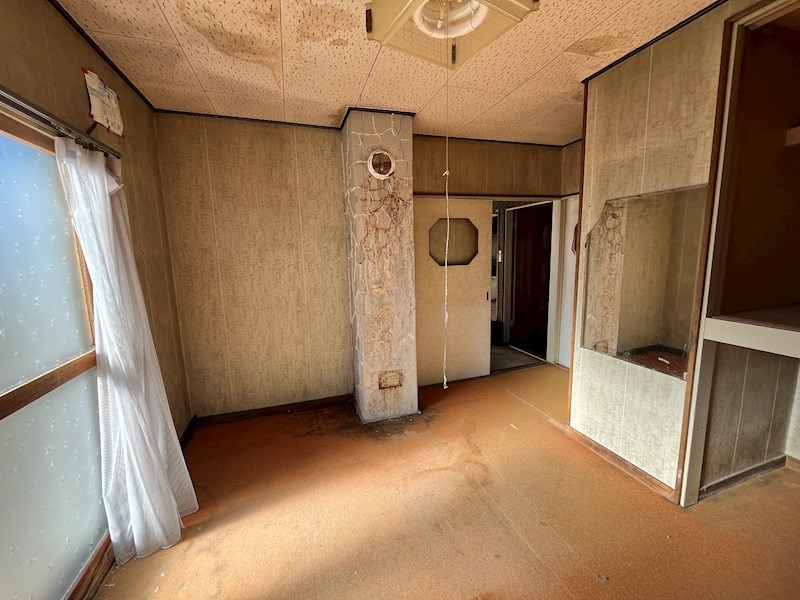 相内町１０６番　戸建て 内観写真（リビング以外の居室）