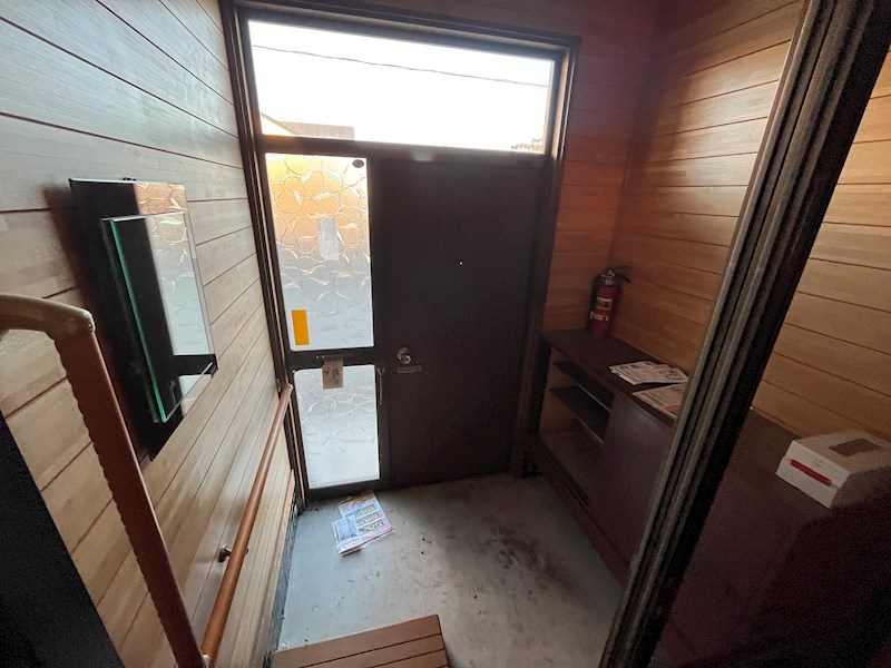 相内町１０６番　戸建て 現地写真（玄関）