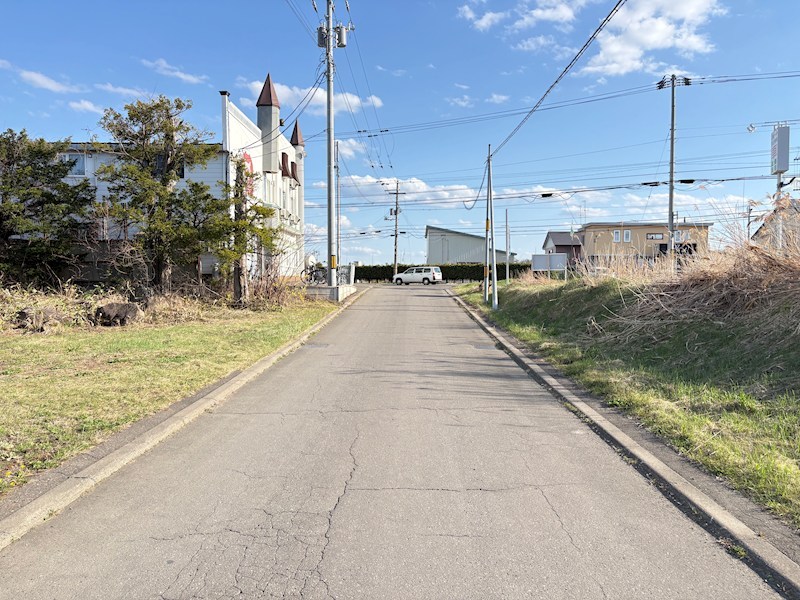 西三輪４丁目７２２番　土地 現地写真（前面道路含む現地写真）