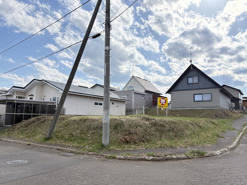 美山町東4丁目82番 土地 現地写真