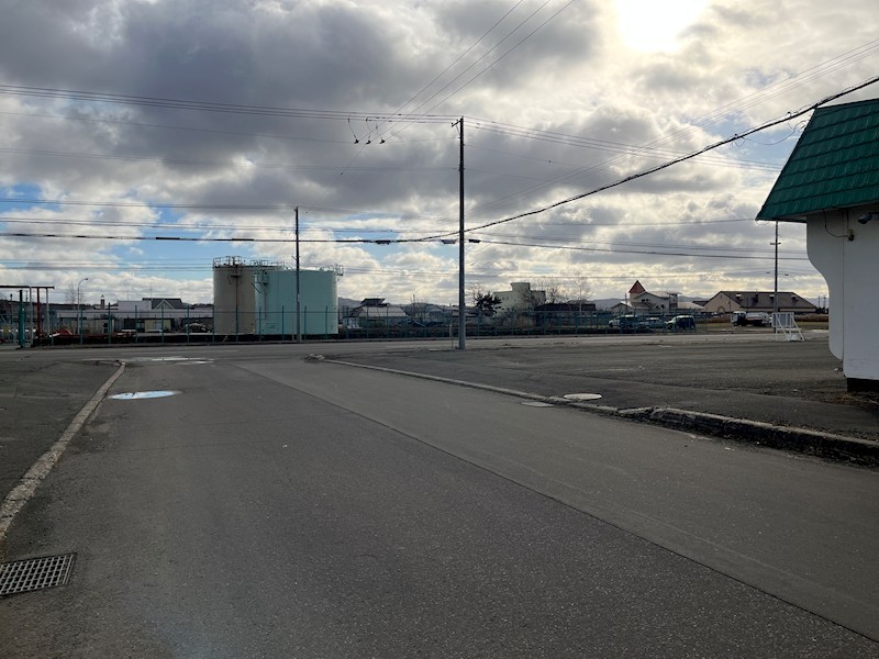 端野町三区４７２番　店舗 現地写真（前面道路含む現地写真）