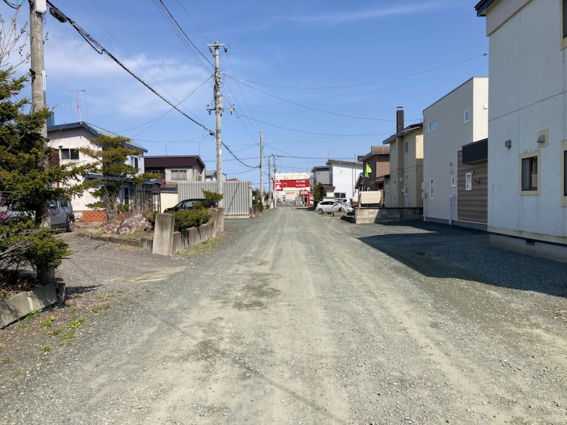 東三輪１丁目９１番　戸建て 現地写真（前面道路含む現地写真）