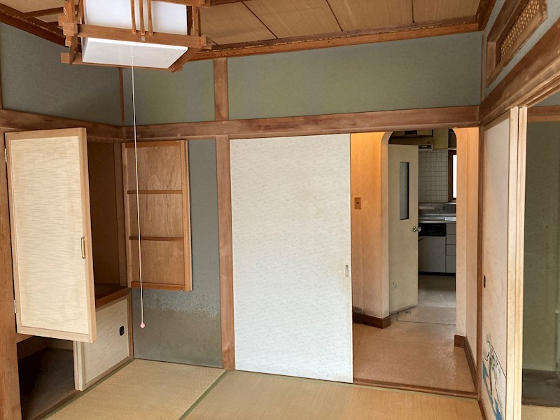 東三輪１丁目９１番　戸建て 内観写真（リビング以外の居室）