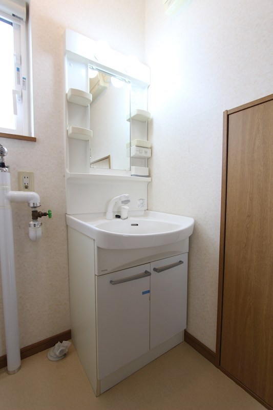 緑ヶ丘１丁目２３番　共同住宅 内観写真（洗面台・洗面所）