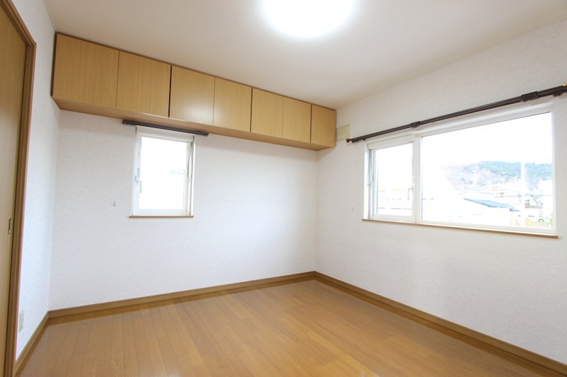 緑ヶ丘１丁目２３番　共同住宅 内観写真（リビング以外の居室）
