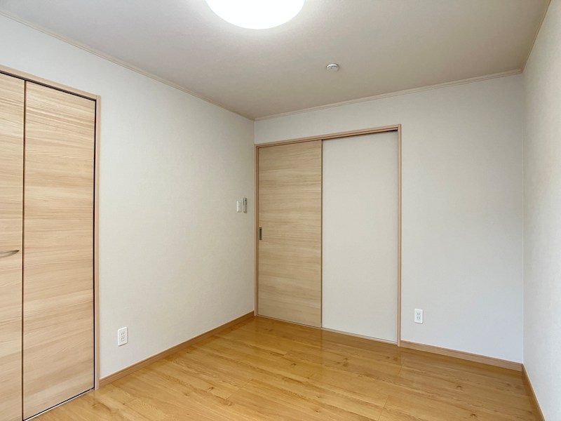 美芳町３丁目４番　共同住宅 内観写真（内装）