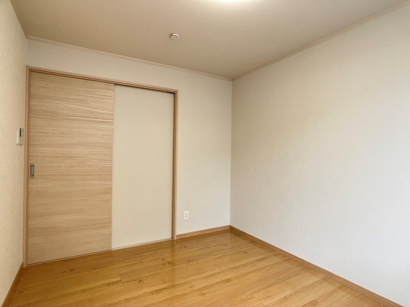 美芳町３丁目４番　共同住宅 内観写真（内装）