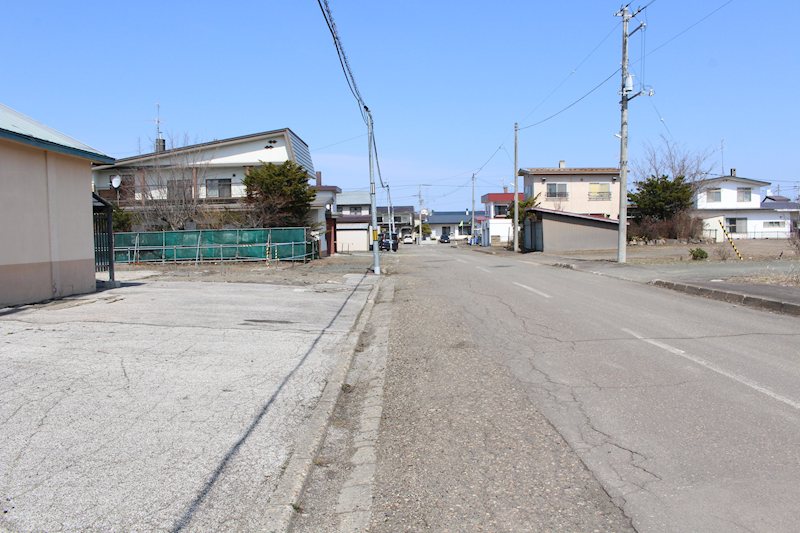 美幌町字仲町２丁目９６番　土地 現地写真（前面道路含む現地写真）