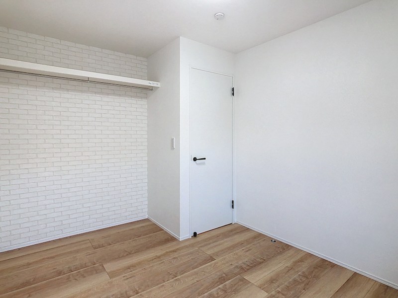 美山町南２丁目８番　戸建て 内観写真（リビング以外の居室）