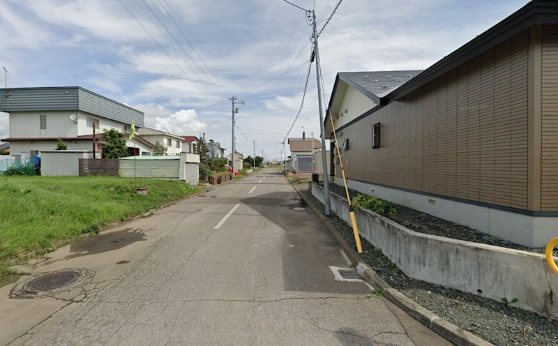上ところ３５８番　土地 現地写真（前面道路含む現地写真）