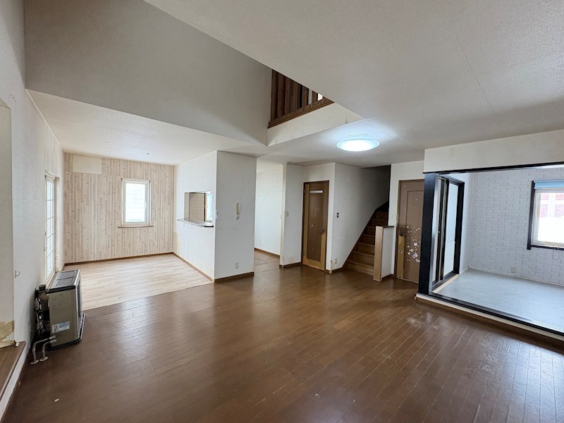 上ところ６７３番　戸建て 内観写真（リビング）