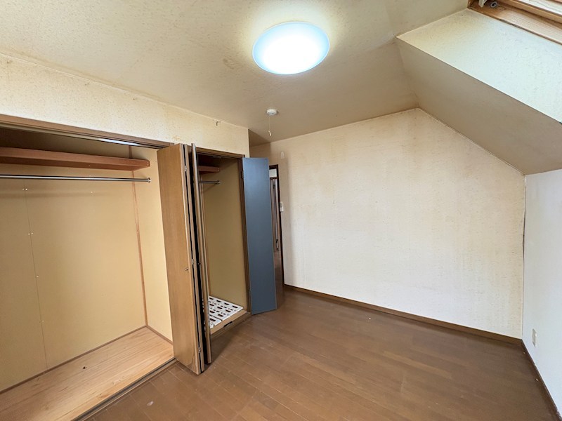 上ところ６７３番　戸建て 現地写真（玄関）
