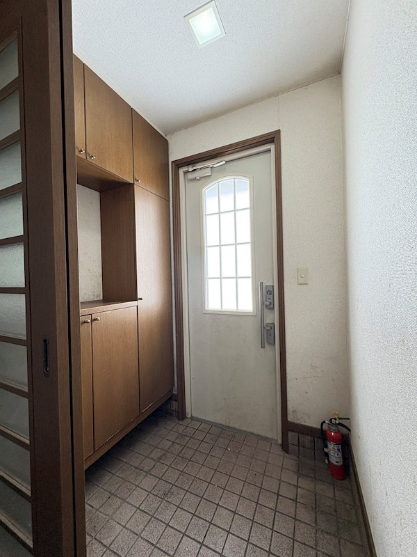 上ところ６７３番　戸建て 現地写真（玄関）