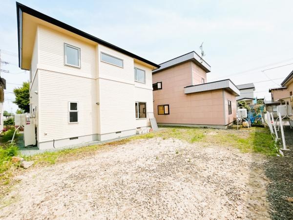 美芳町６丁目２番　戸建て 現地写真（駐車場）