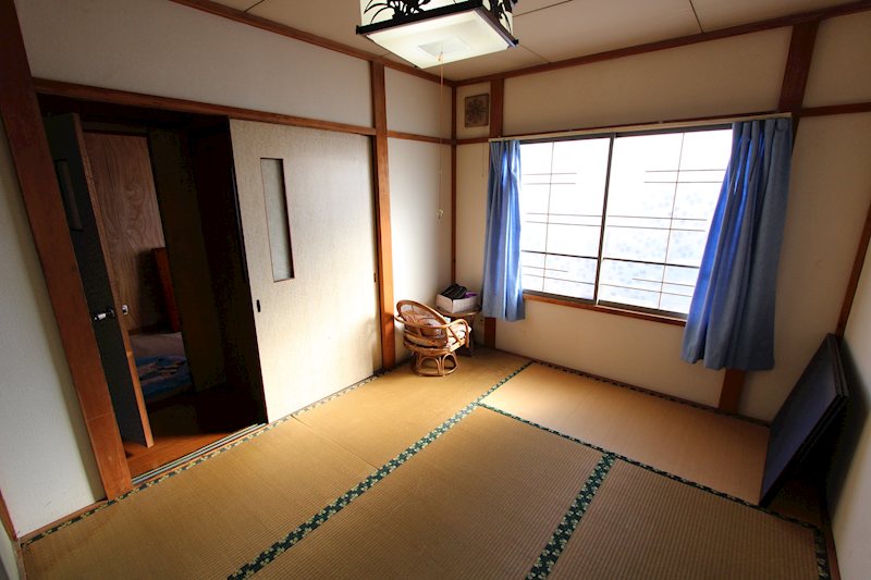 美幌町字仲町２丁目４８番　戸建て 内観写真（リビング以外の居室）