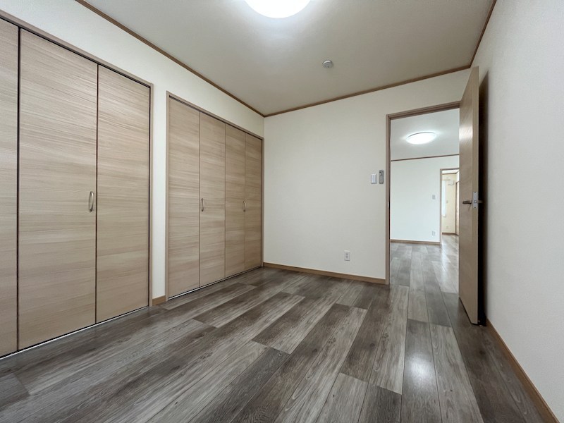 北央町１１０番　戸建て 内観写真（リビング以外の居室）