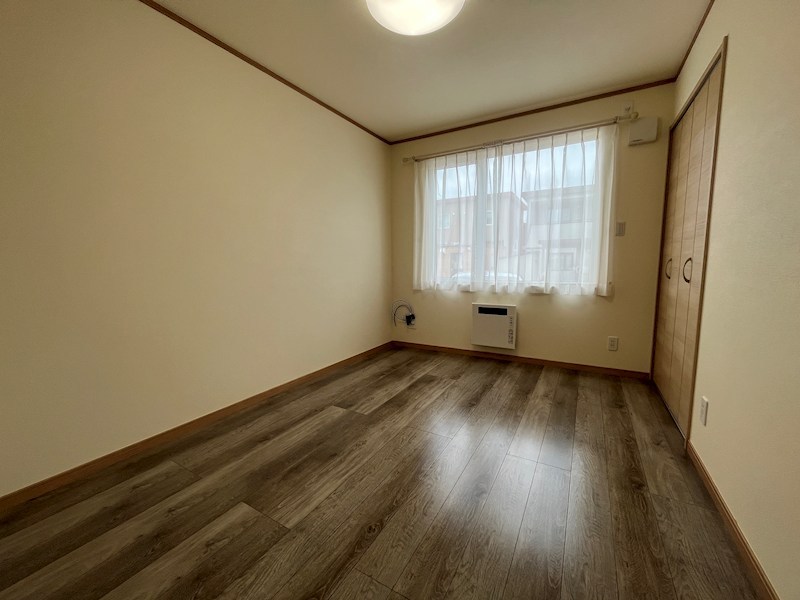 北央町１１０番　戸建て 内観写真（リビング以外の居室）