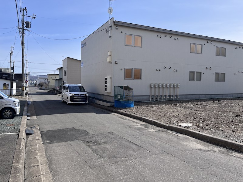 幸町１丁目４番　土地 現地写真（前面道路含む現地写真）