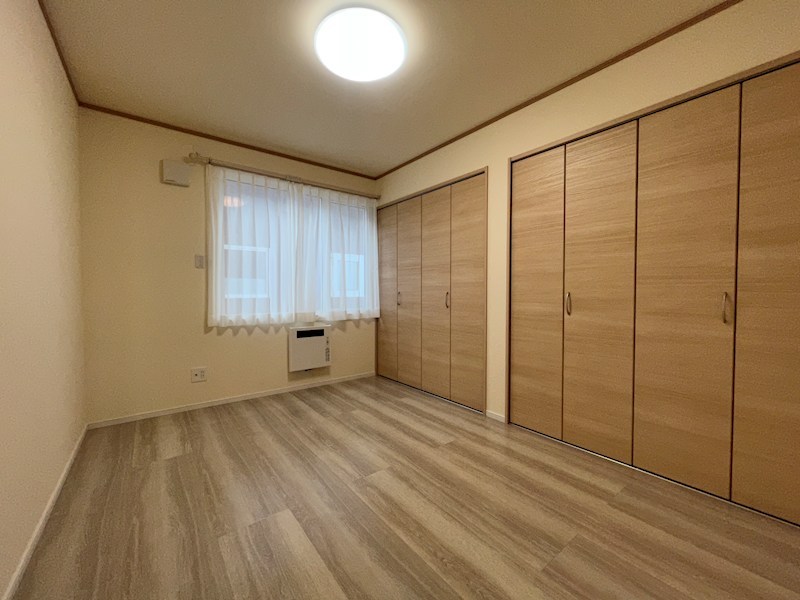 北央町１１６番　戸建て 内観写真（リビング以外の居室）