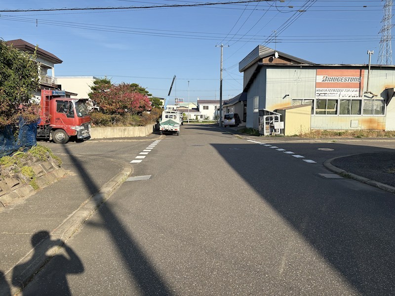 末広町３６８番　戸建て 現地写真（前面道路含む現地写真）