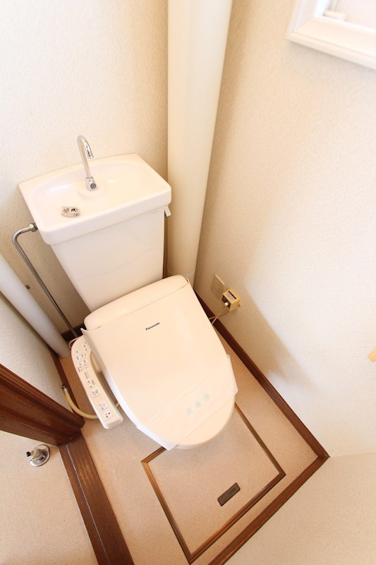 青葉１丁目８番　共同住宅 内観写真（トイレ）
