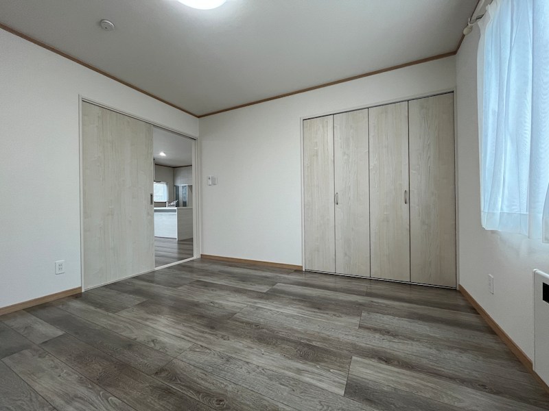 中ノ島町３丁目５番　戸建て 内観写真（リビング以外の居室）