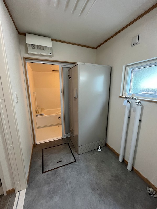 中ノ島町３丁目５番　戸建て 内観写真（洗面台・洗面所）