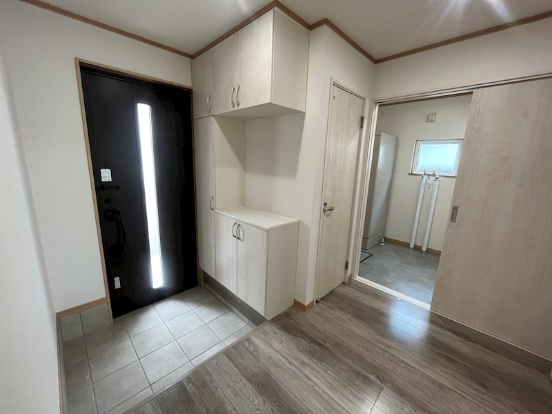 中ノ島町３丁目５番　戸建て 現地写真（玄関）