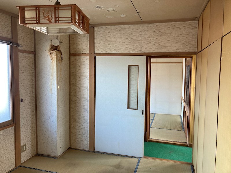 中ノ島町３丁目６番　戸建て 内観写真（リビング以外の居室）