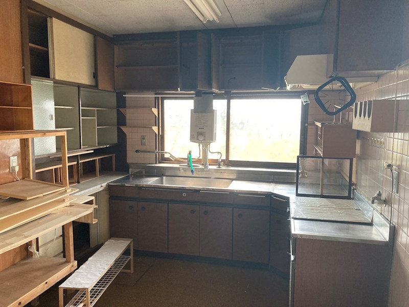 卸町２丁目１番　戸建て 内観写真（キッチン）