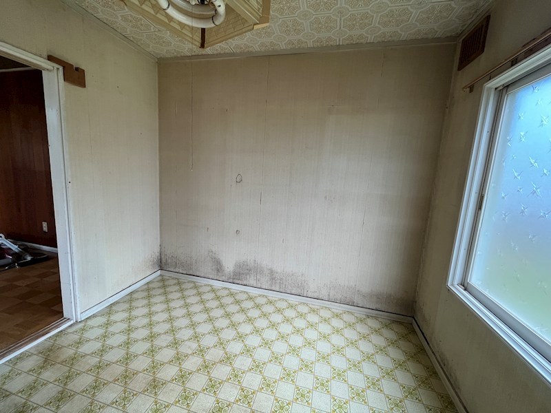 無加川町３９６番　戸建て 内観写真（リビング以外の居室）