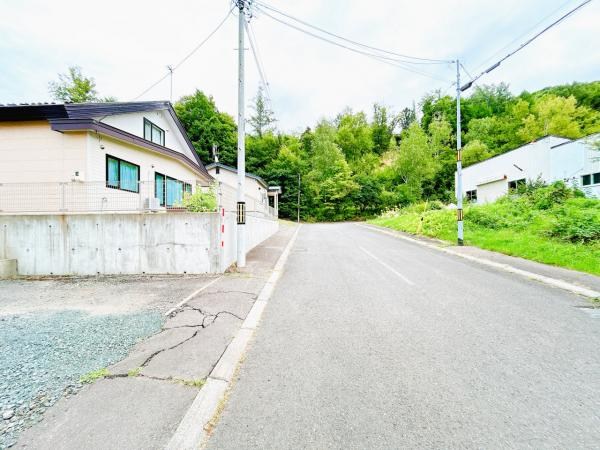 川東３４０番　戸建て 現地写真（駐車場）
