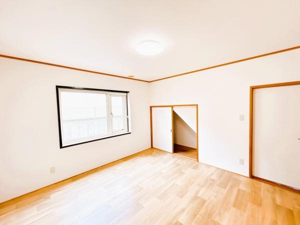川東３４０番　戸建て 内観写真（リビング以外の居室）