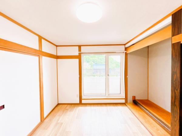 川東３４０番　戸建て 内観写真（リビング以外の居室）
